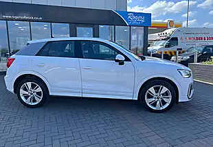 Used 2023 Audi Q2 S Line Glacier White - Interior and Exterior details 5