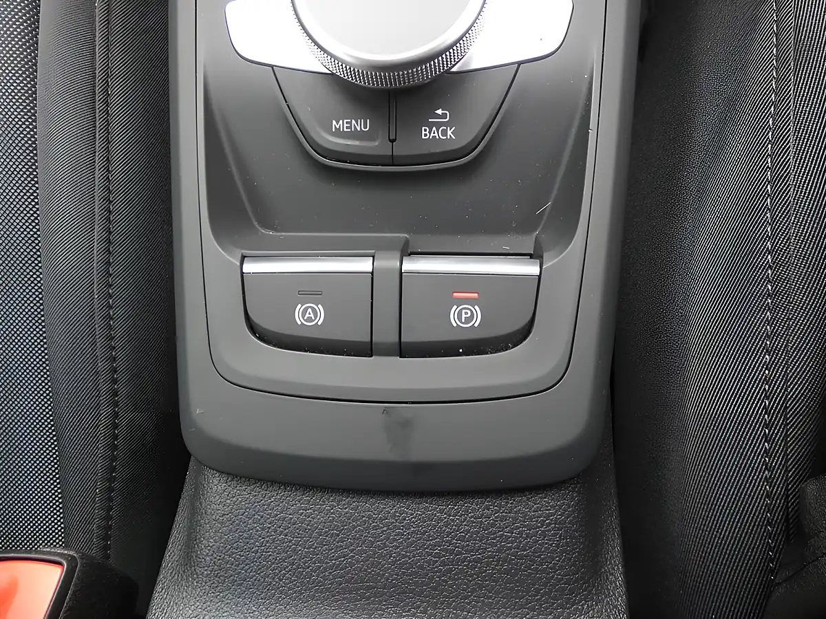 Used 2023 Audi Q2 Technik Brilliant Black - Interior and Exterior details 17