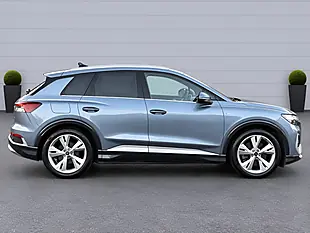 Used 2023 Audi Q4 E-Tron S Line Blue - Interior and Exterior details 12
