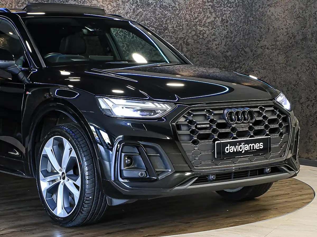 Used 2023 Audi Q5 Black Edition Black - Interior and Exterior details 10