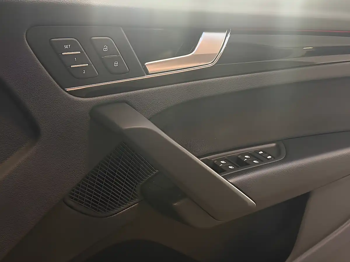 Used 2023 Audi Q5 Black Edition Black - Interior and Exterior details 17