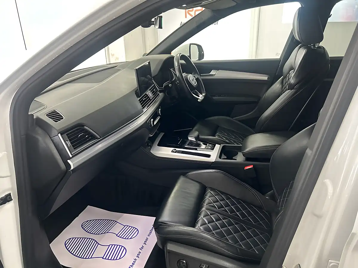 Used 2023 Audi Q5 Competition White - Interior and Exterior details 18