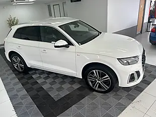 Used 2023 Audi Q5 Competition White - Interior and Exterior details 5