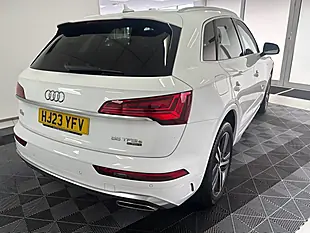 Used 2023 Audi Q5 Competition White - Interior and Exterior details 6
