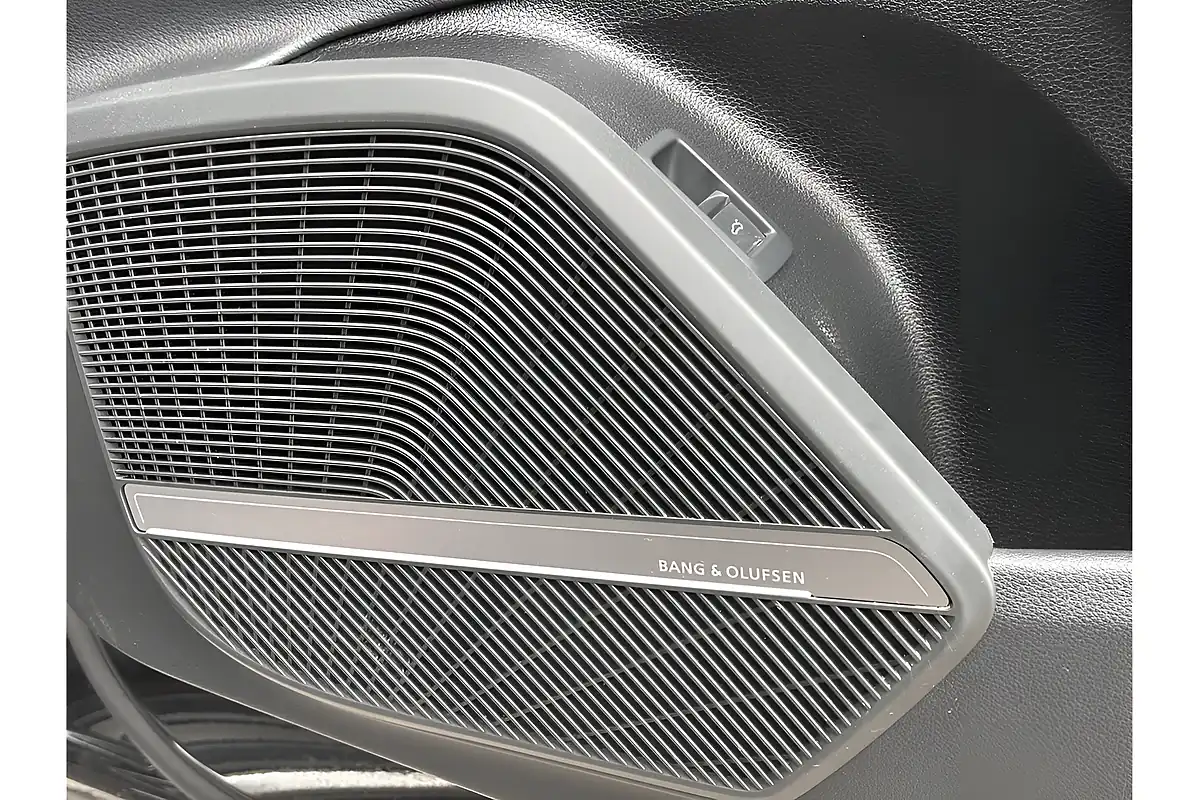 Used 2023 Audi Q5 Vorsprung Black - Interior and Exterior details 11