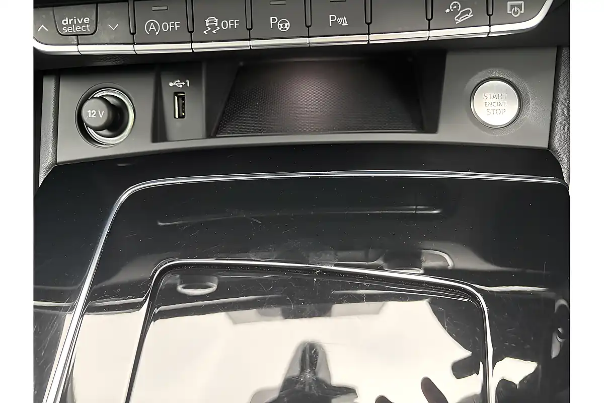 Used 2023 Audi Q5 Vorsprung Black - Interior and Exterior details 16