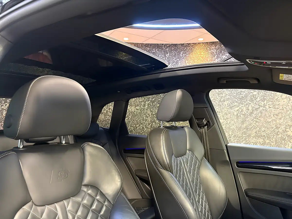 Used 2023 Audi Q5 Vorsprung Black - Interior and Exterior details 12