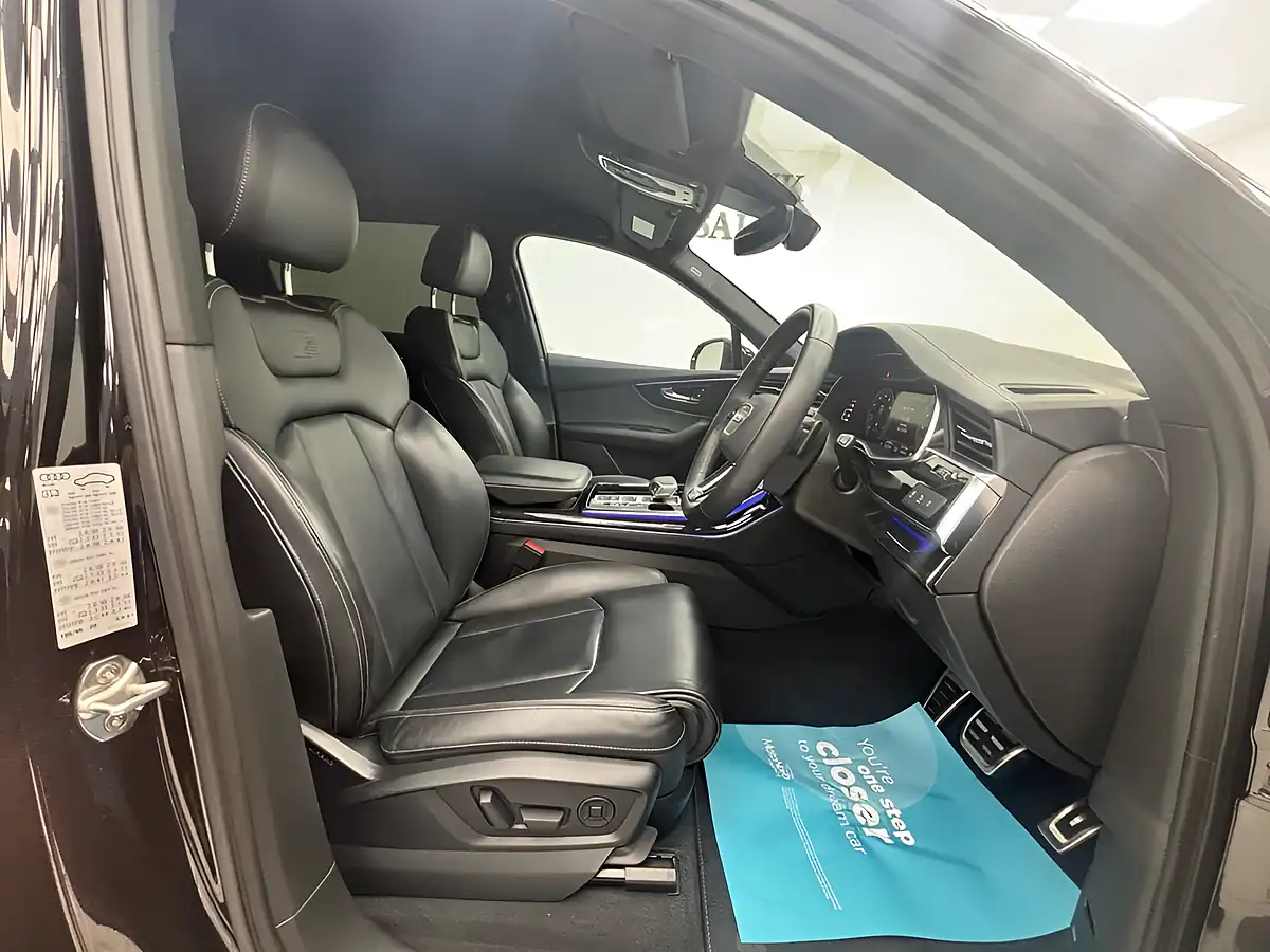 Used 2023 Audi Q7 Black Edition Black - Interior and Exterior details 6