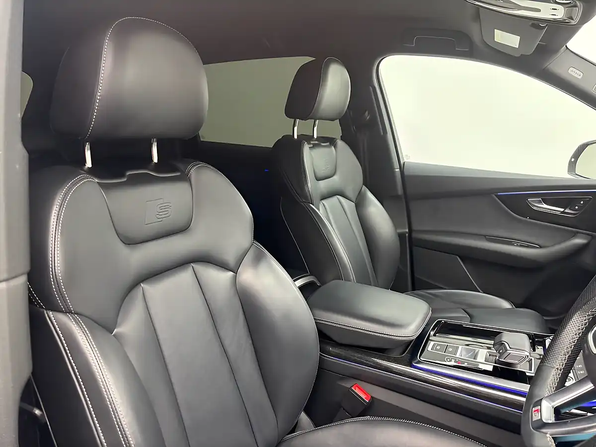 Used 2023 Audi Q7 Black Edition Black - Interior and Exterior details 7
