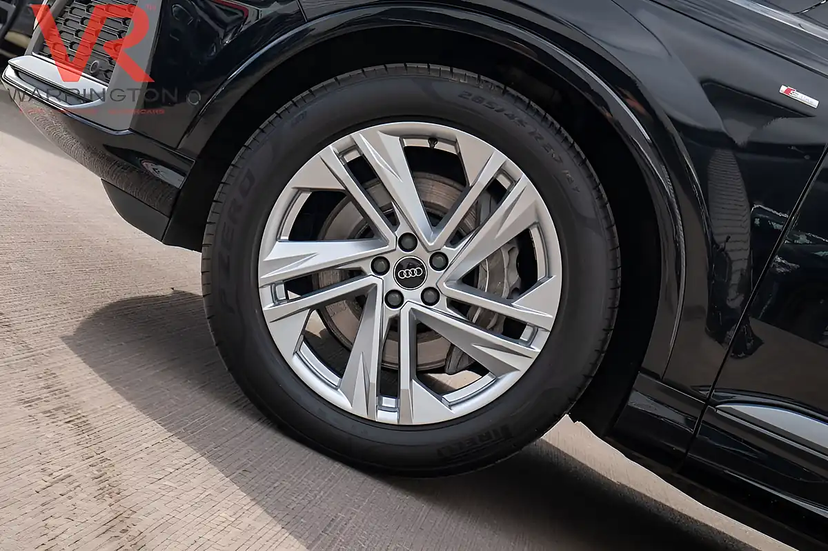 Used 2023 Audi Q7 Black Edition Mythos Black - Interior and Exterior details 8