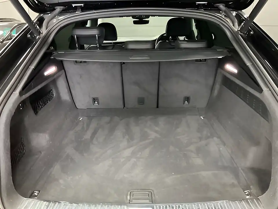 Used 2023 Audi Q8 S Line Black - Interior and Exterior details 20