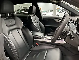 Used 2023 Audi Q8 S Line Black - Interior and Exterior details 9