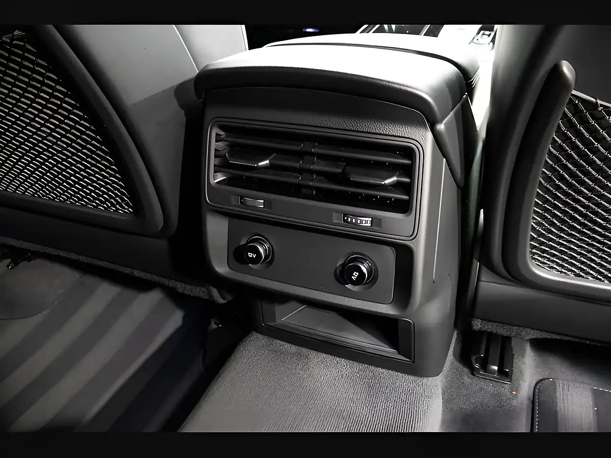 Used 2023 Audi Q8 S Line Silver - Interior and Exterior details 14