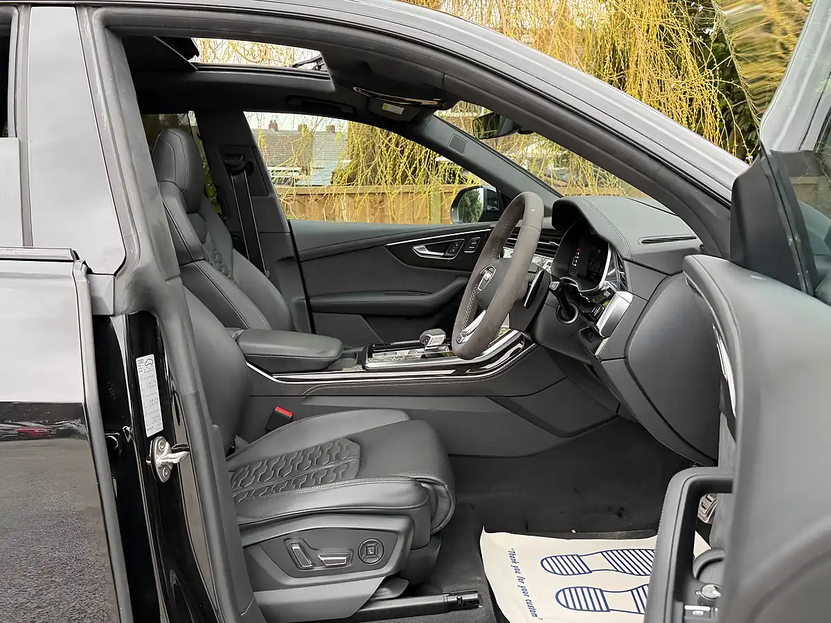 Used 2023 Audi RS Q8 Vorsprung Black - Interior and Exterior details 10