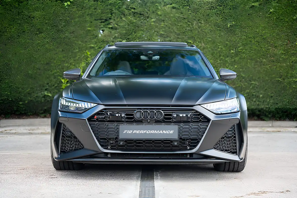 Used 2023 Audi RS6 Avant Performance Carbon Vorsprung Black - Interior and Exterior details 12