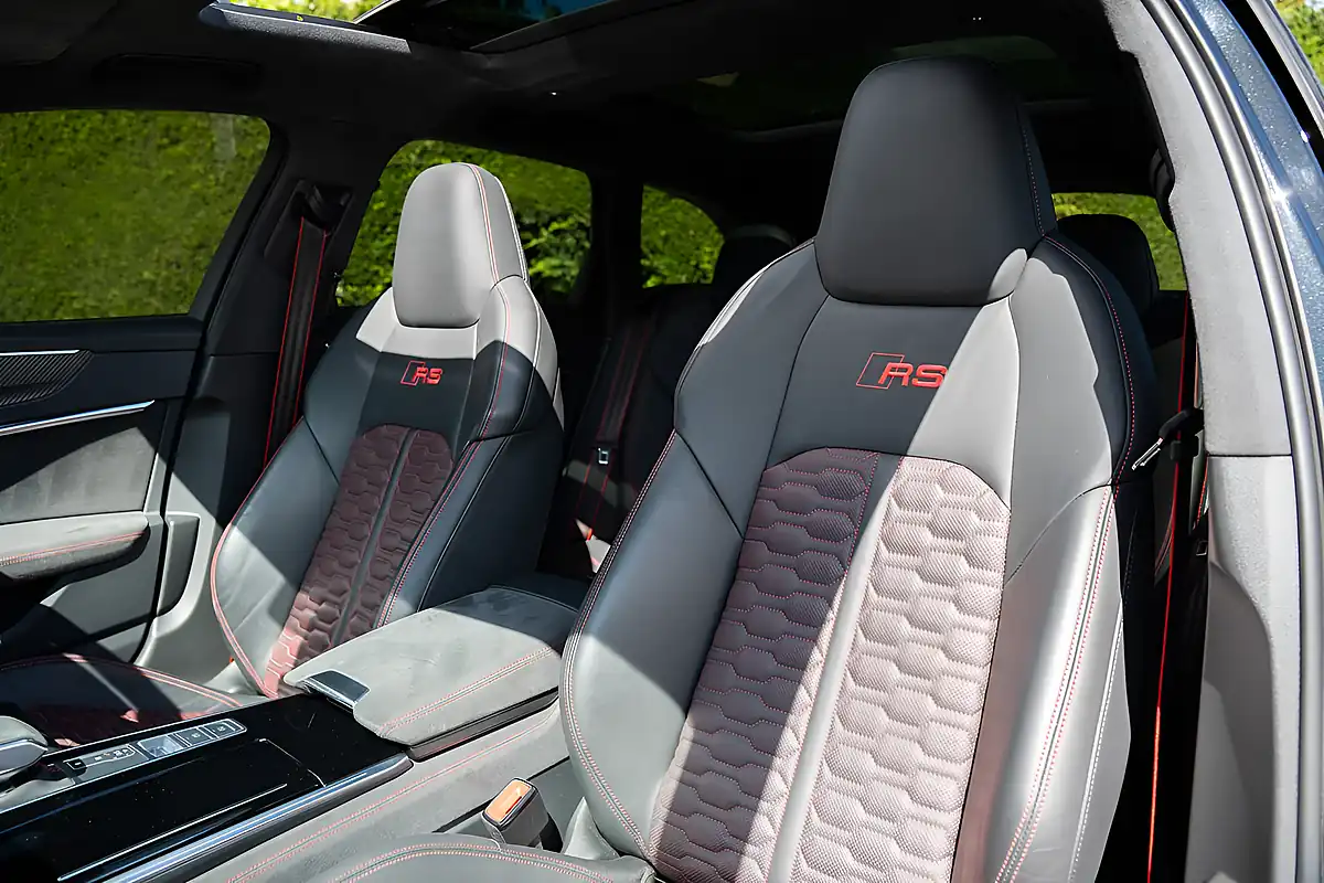 Used 2023 Audi RS6 Avant Performance Carbon Vorsprung Black - Interior and Exterior details 20