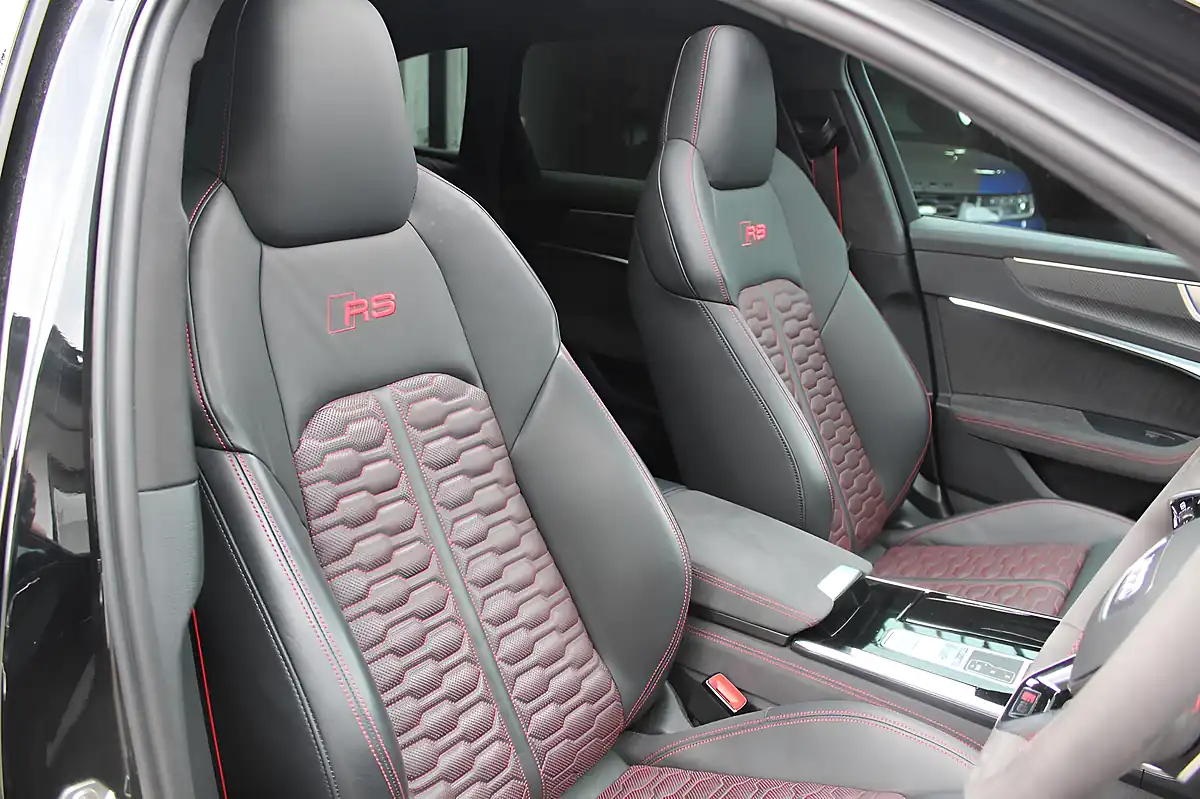 Used 2023 Audi RS6 Avant Performance Carbon Vorsprung Black - Interior and Exterior details 12