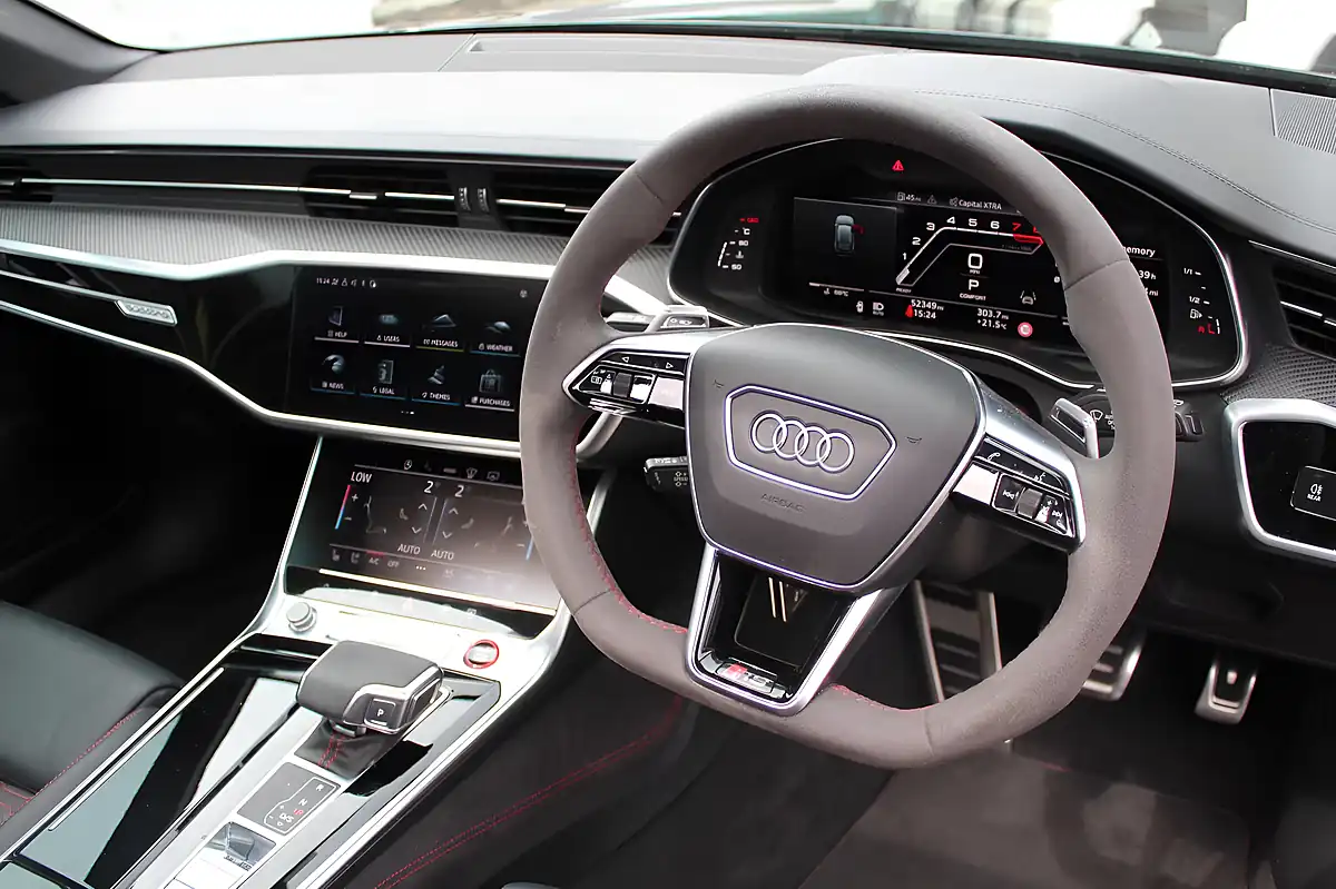 Used 2023 Audi RS6 Avant Performance Carbon Vorsprung Black - Interior and Exterior details 16