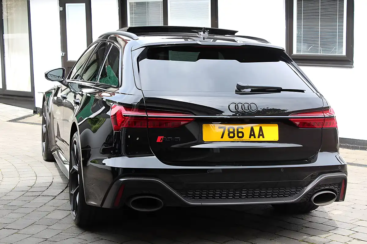 Used 2023 Audi RS6 Avant Performance Carbon Vorsprung Black - Interior and Exterior details 6