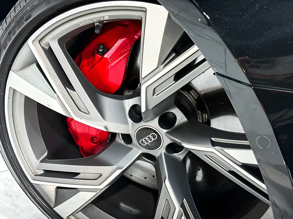 Used 2023 Audi RS6 Avant Vorsprung Black - Interior and Exterior details 8