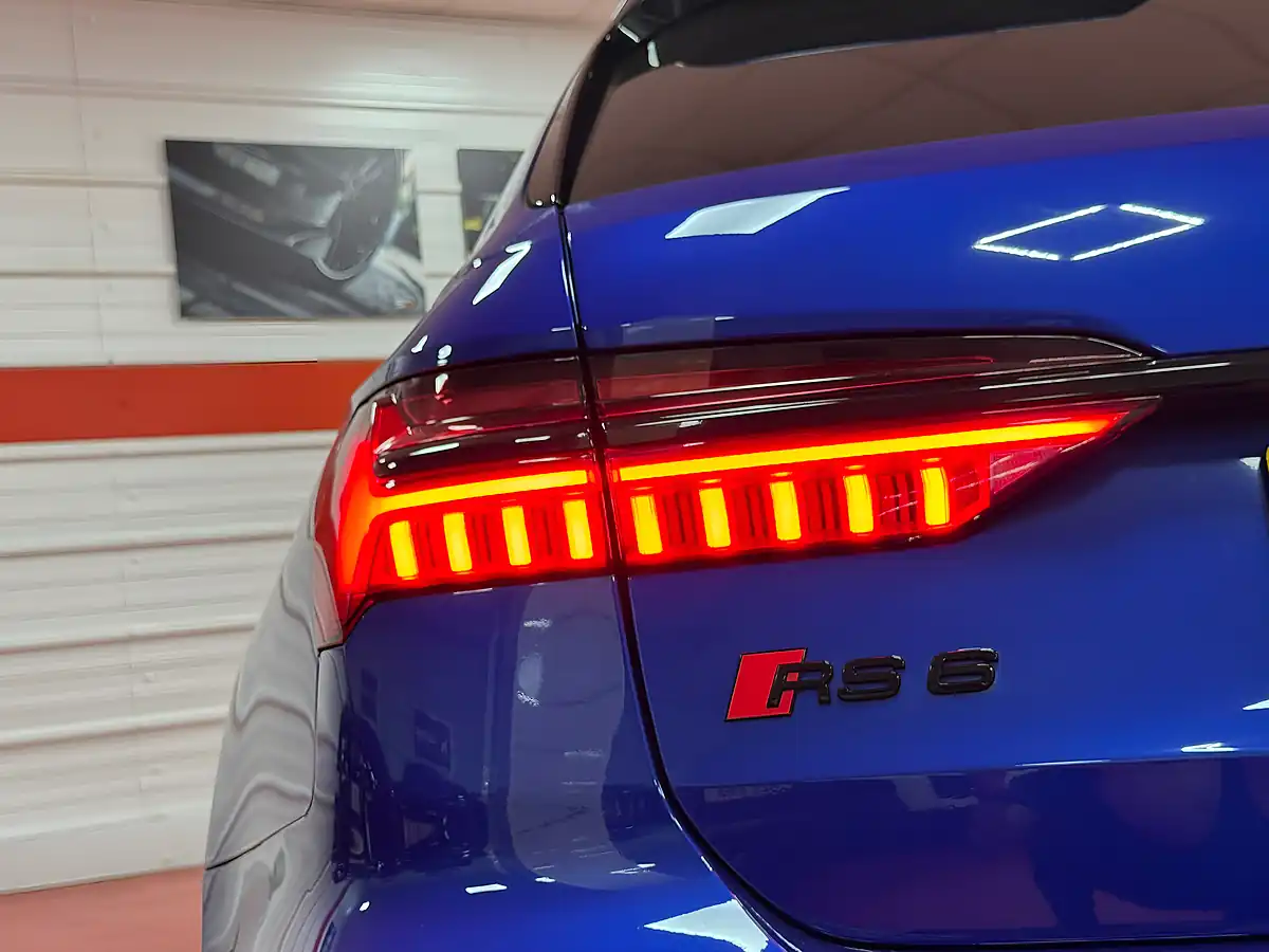 Used 2023 Audi RS6 Vorsprung Blue - Interior and Exterior details 12