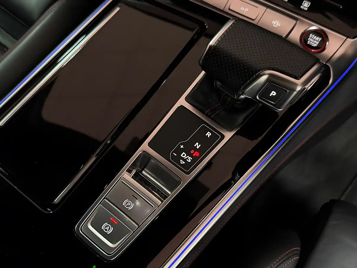 Used 2023 Audi RS6 Vorsprung Blue - Interior and Exterior details 16