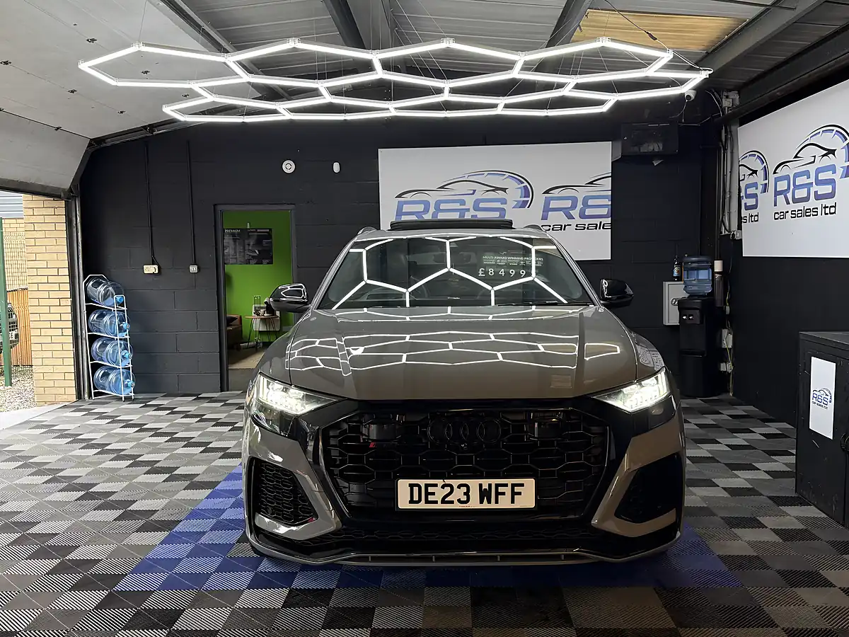 Used 2023 Audi RSQ8 Vorsprung Nardo Grey - Interior and Exterior details 2