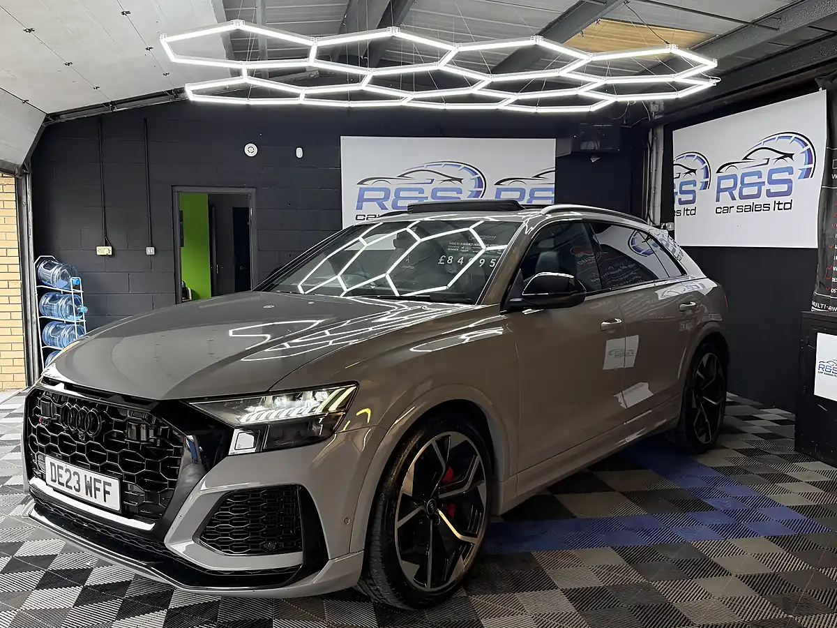 Used 2023 Audi RSQ8 Vorsprung Nardo Grey - Interior and Exterior details 7