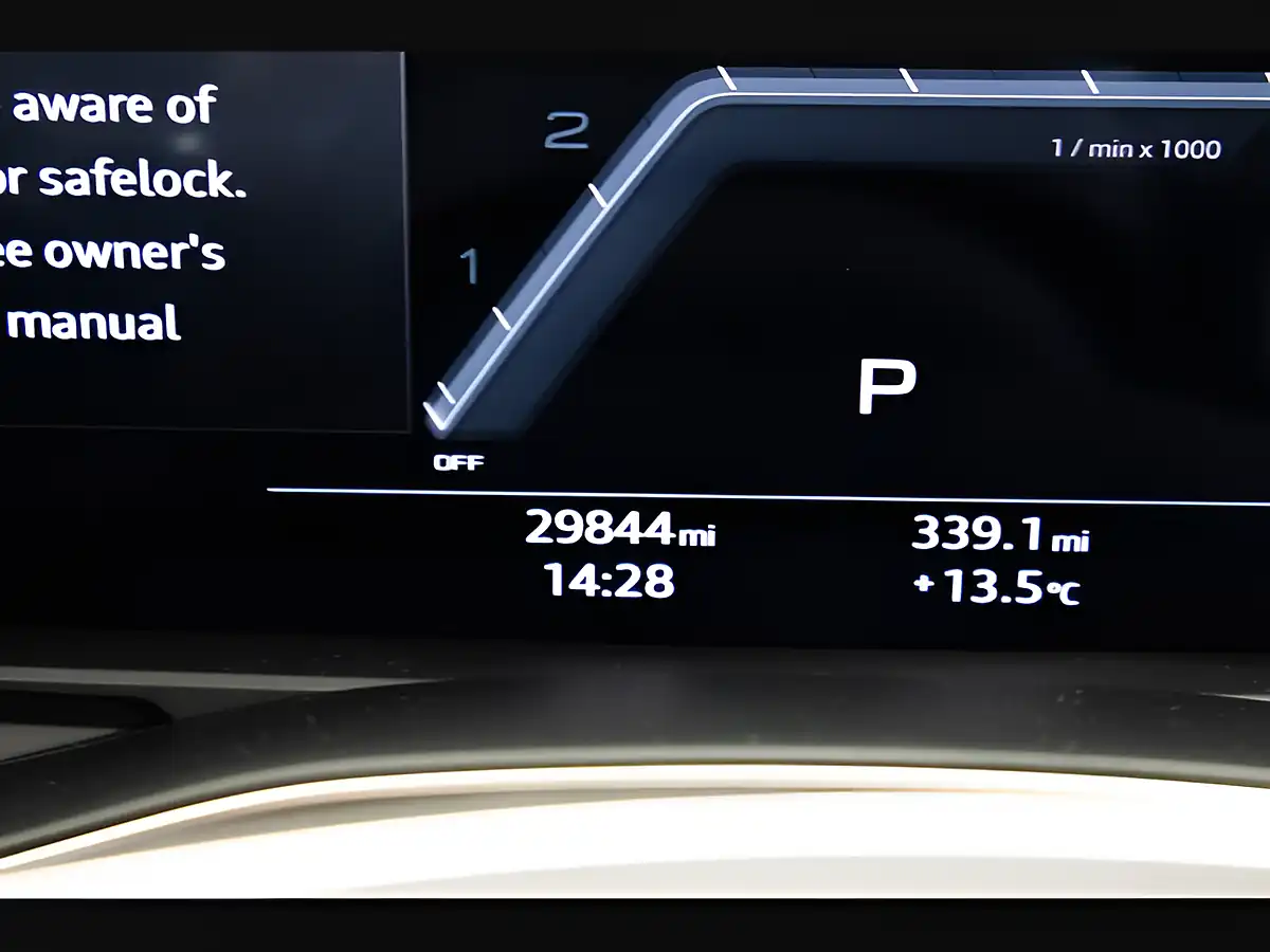 Used 2023 Audi S6 Black Edition Blue - Interior and Exterior details 20