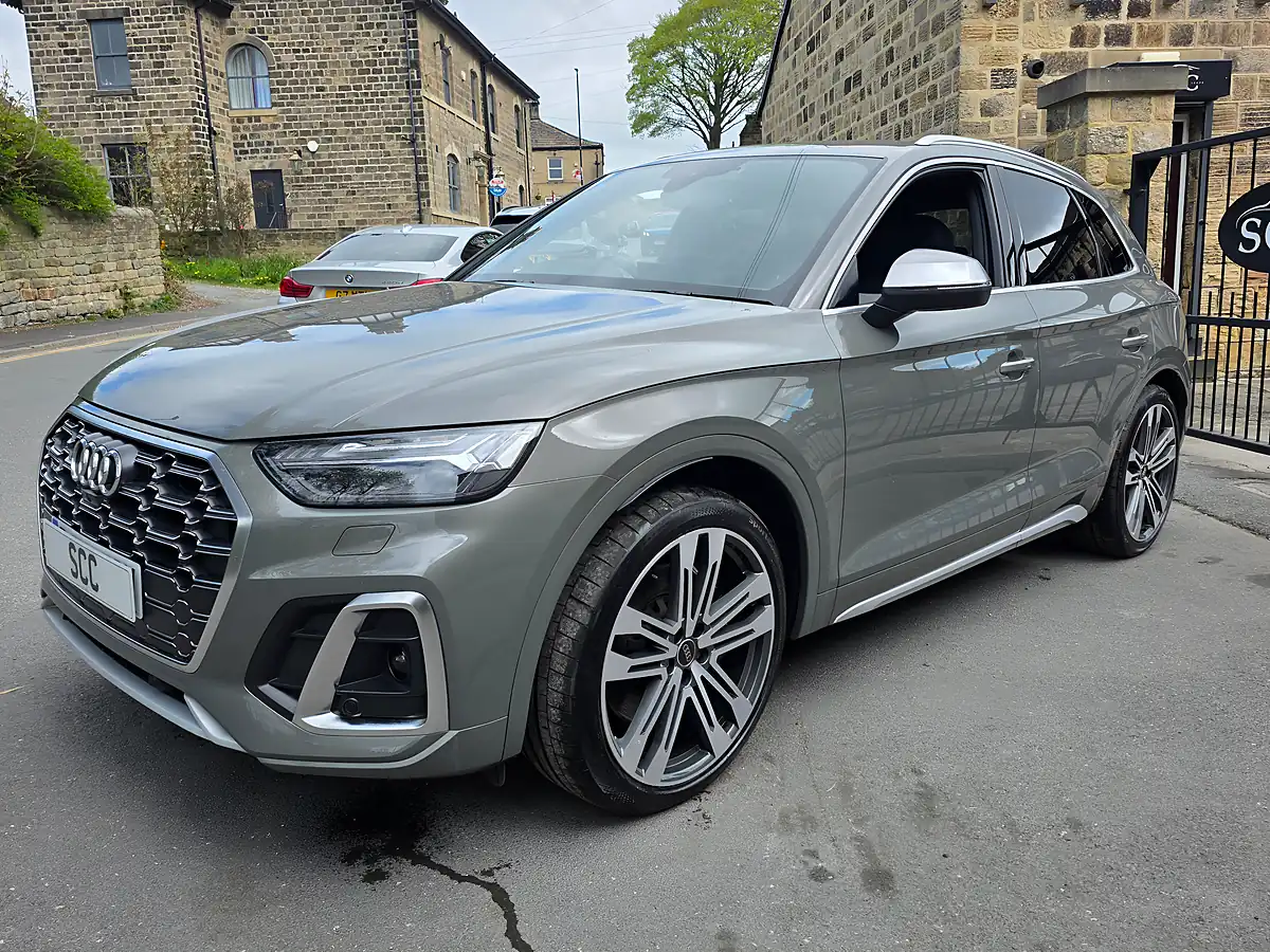 Used 2023 Audi SQ5 Comfort & Sound Pack Chronos Grey - Interior and Exterior details 4