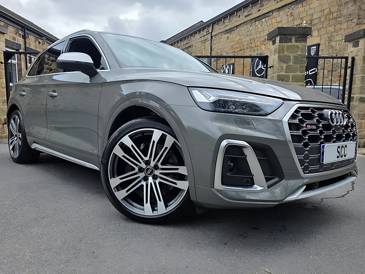 Used 2023 Audi SQ5 Comfort & Sound Pack Chronos Grey - Interior and Exterior details 7