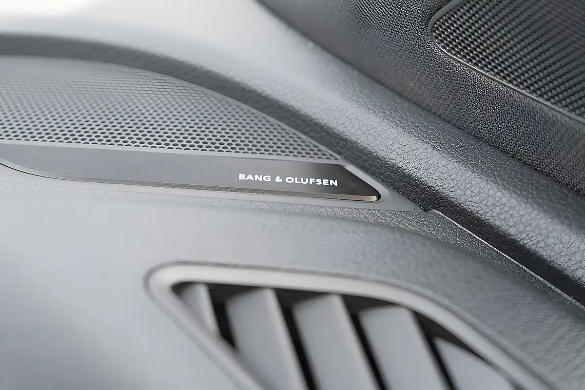 Used 2023 Audi SQ5 Grey - Interior and Exterior details 16