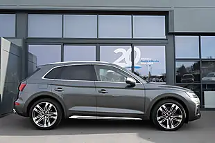 Used 2023 Audi SQ5 Grey - Interior and Exterior details 17