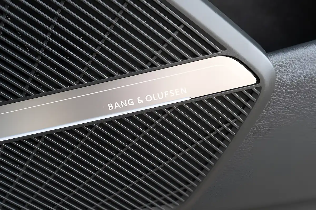 Used 2023 Audi SQ5 Grey - Interior and Exterior details 18