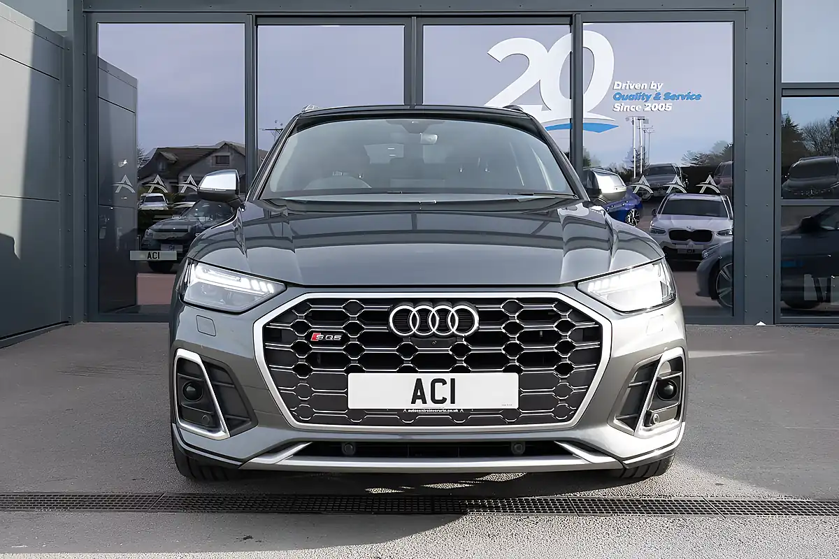 Used 2023 Audi SQ5 Grey - Interior and Exterior details 4