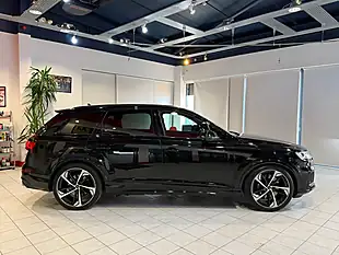 Used 2023 Audi SQ7 Black Edition Black - Interior and Exterior details 11