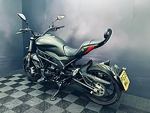 Used 2023 Benelli 502 C Black - Interior and Exterior details 14
