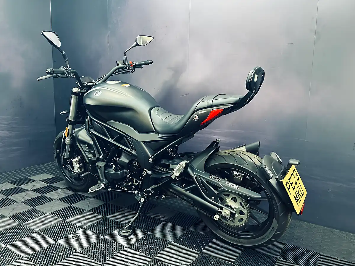 Used 2023 Benelli 502 C Black - Interior and Exterior details 14