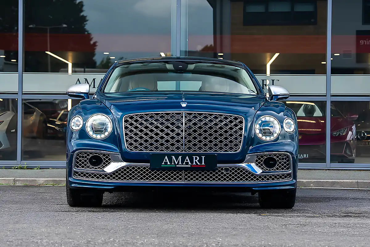 Used 2023 Bentley Flying Spur Mulliner Windsor Blue - Interior and Exterior details 4