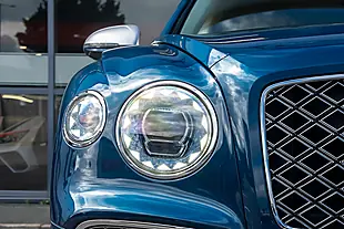 Used 2023 Bentley Flying Spur Mulliner Windsor Blue - Interior and Exterior details 6