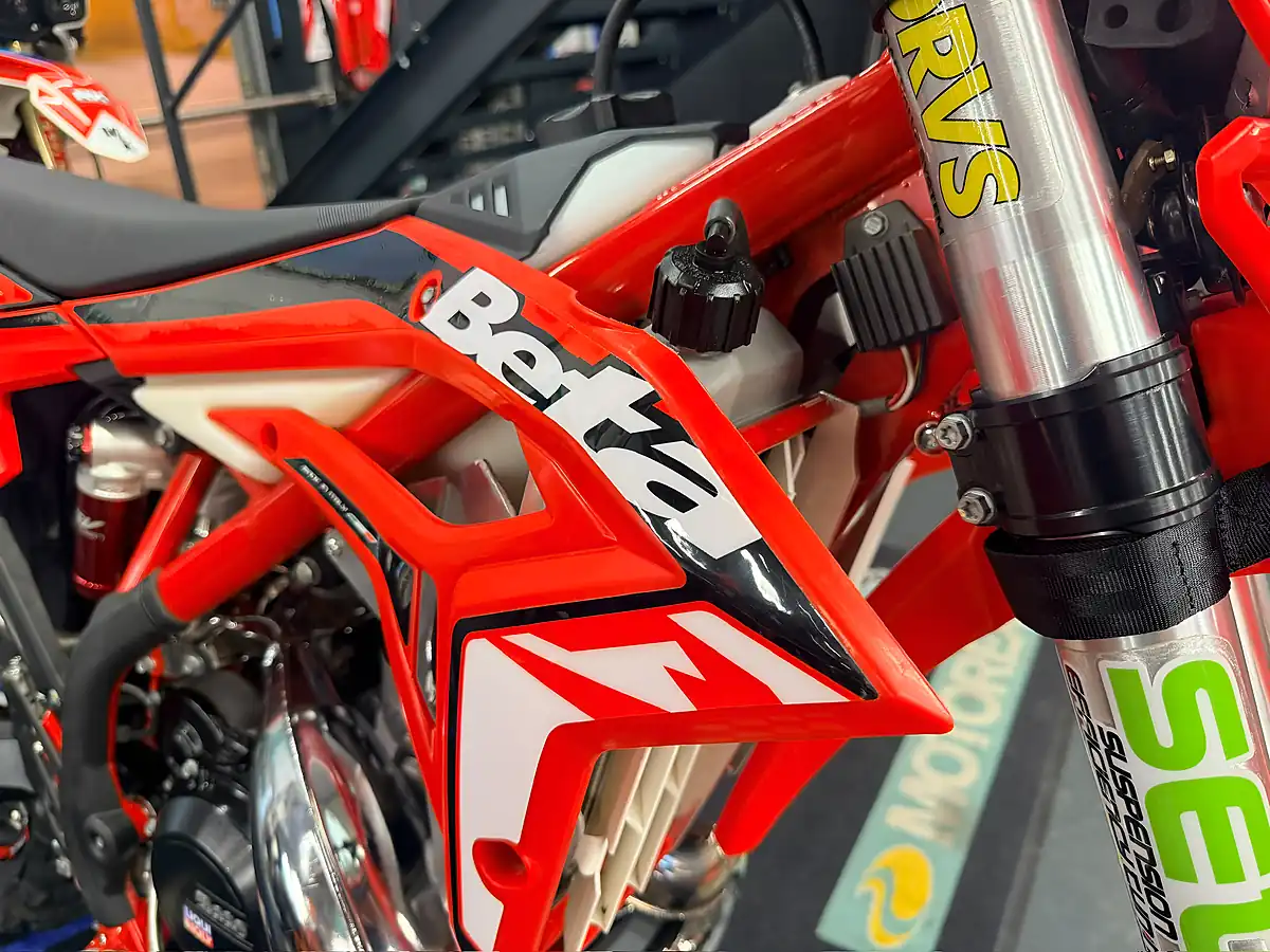 Used 2023 Beta Xtrainer 300 - Interior and Exterior details 16