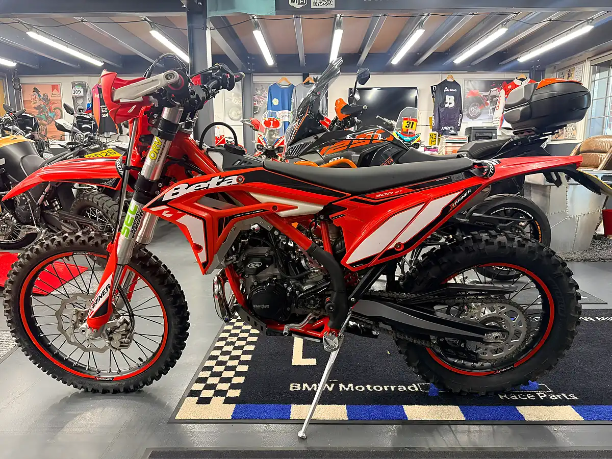 Used 2023 Beta Xtrainer 300 - Interior and Exterior details 17