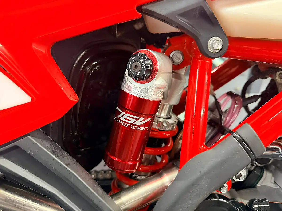 Used 2023 Beta Xtrainer 300 - Interior and Exterior details 9