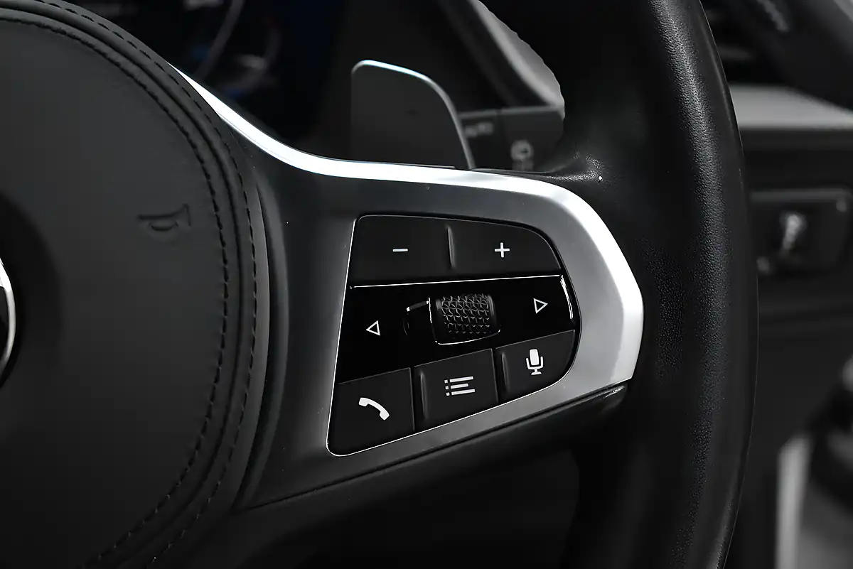 Used 2023 BMW 1 Series M135i Alpine White - Interior and Exterior details 12