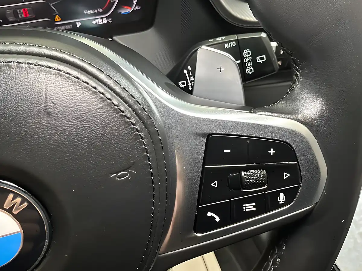Used 2023 BMW 1 Series M135i Black - Interior and Exterior details 17
