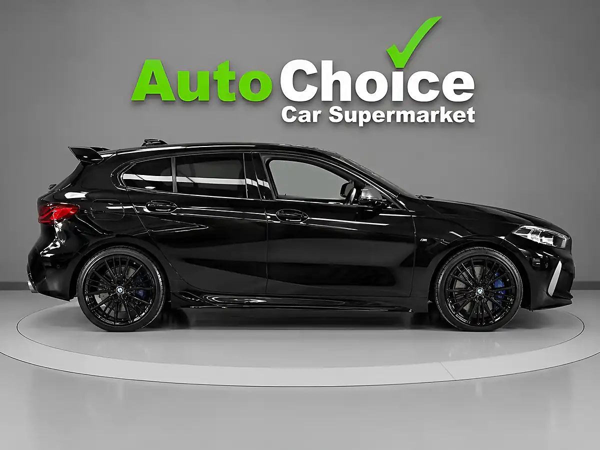 Used 2023 BMW 1 Series M135i Black - Interior and Exterior details 8