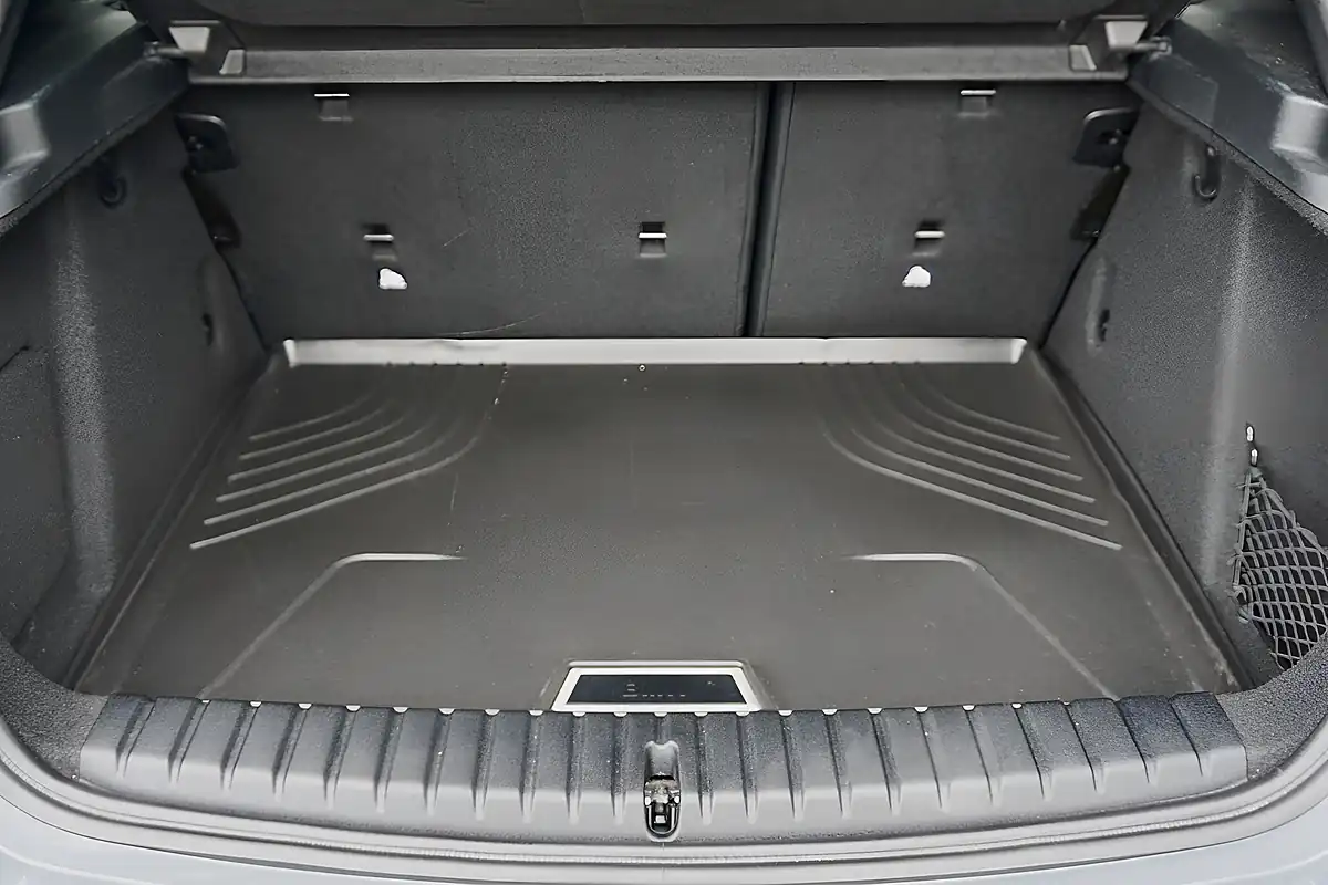Used 2023 BMW 1 Series M135i Grey - Interior and Exterior details 19