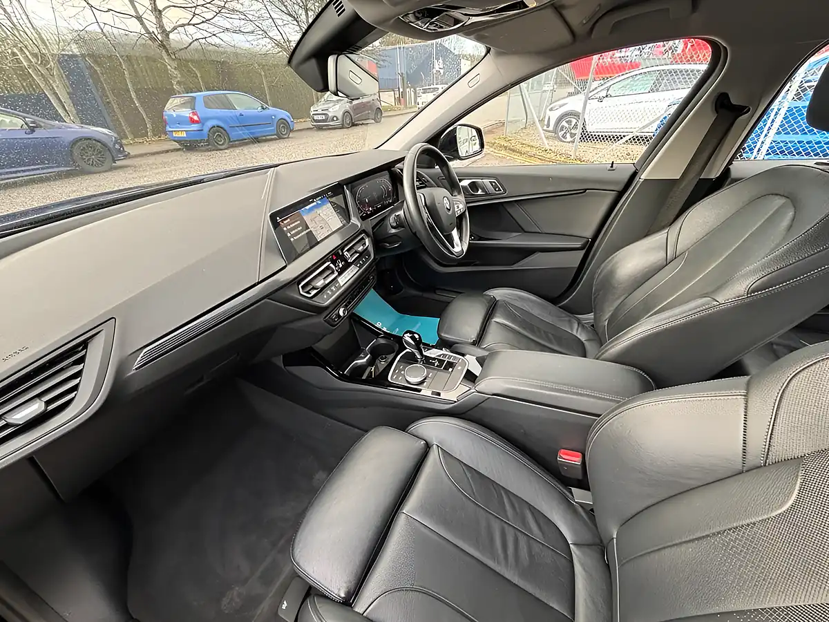 Used 2023 BMW 1 Series Sport Black Sapphire - Interior and Exterior details 11