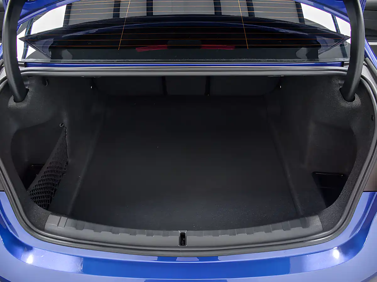 Used 2023 BMW 3 Series M Sport Blue - Interior and Exterior details 18