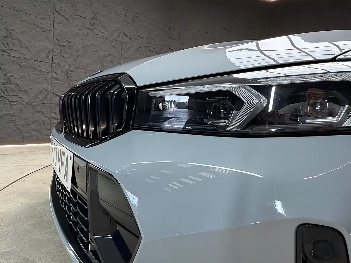 Used 2023 BMW 3 Series M Sport Brooklyn Grey - Interior and Exterior details 18